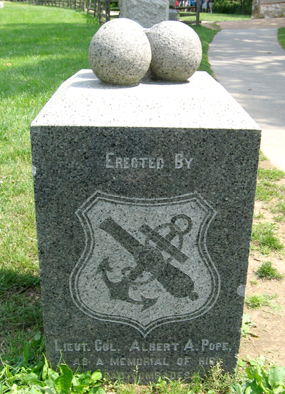 Side view of the monument to the 35th Massachusetts Volunteer Infantry Regiment at Antietam