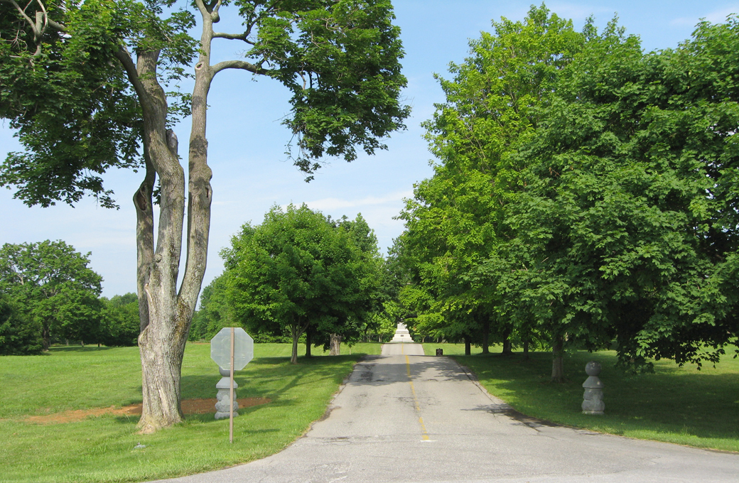 Looking down the entryway to Philadelphia Brigade Park from Old Hagerstown Pike